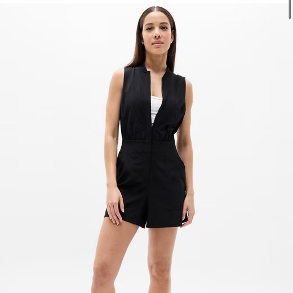 NWOT!! Athleta Brooklyn Utility Romper